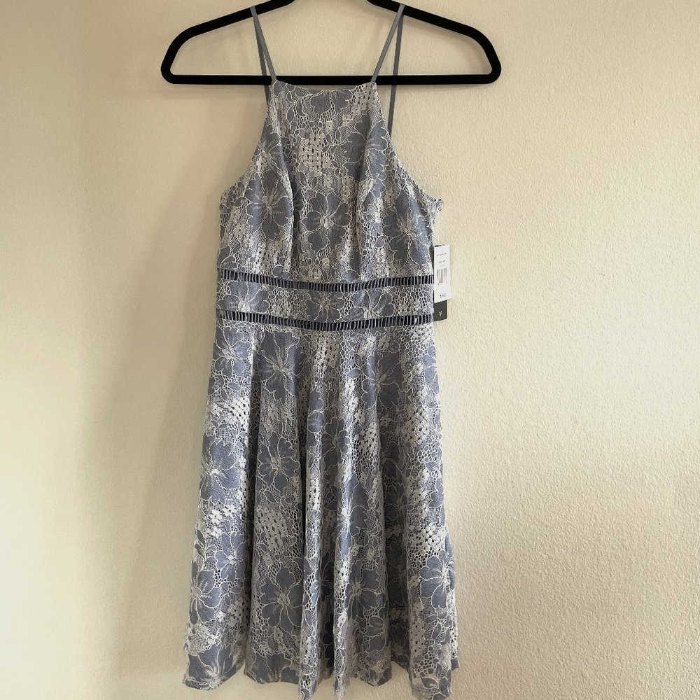 City Triangles Womens Blue and White Floral Lace Dress